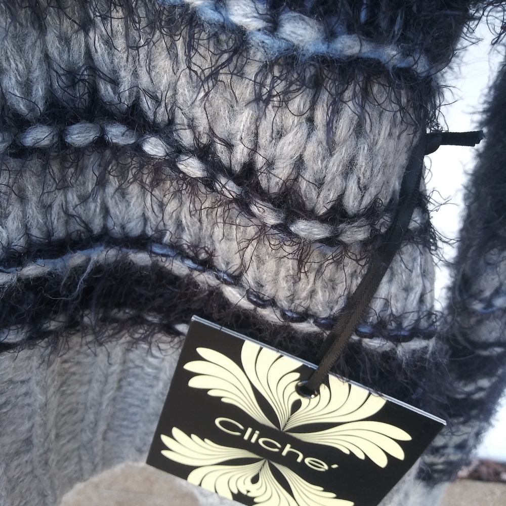 Cliche Striped FuzzyThick Knit Sweater Rubbed Trim - Picture 2 of 4